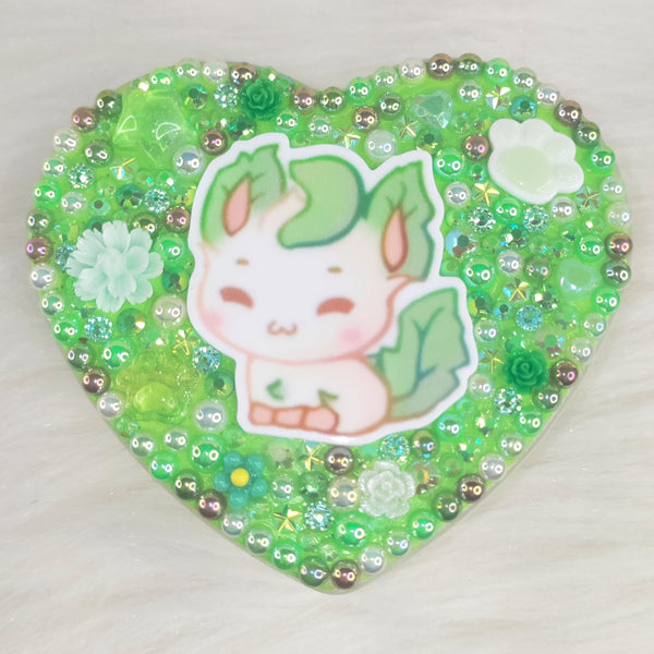 Green Leaf Poke Fancy Heart Container